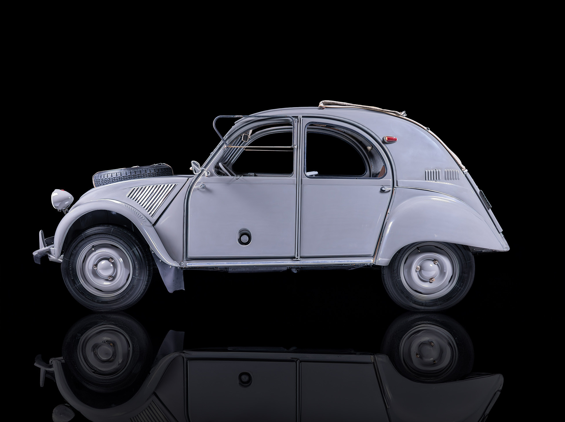 くろうさ 1961 CITROËN SAHARA